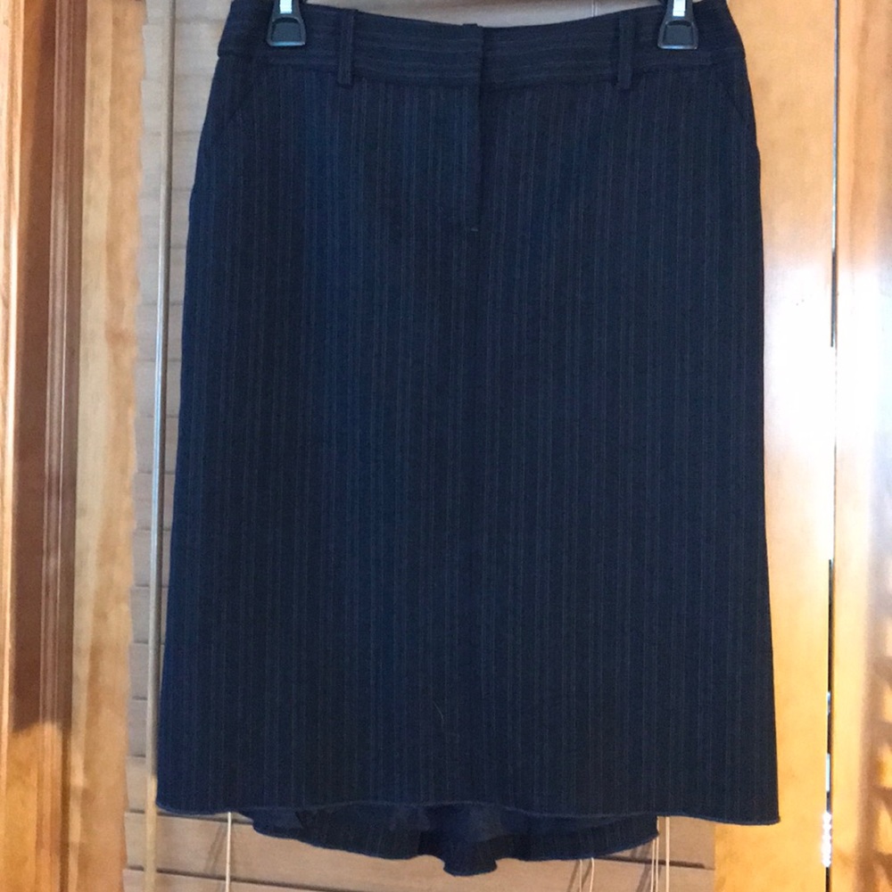 💚💚BCBGMAXAZRIA Pin Striped Skirt💚